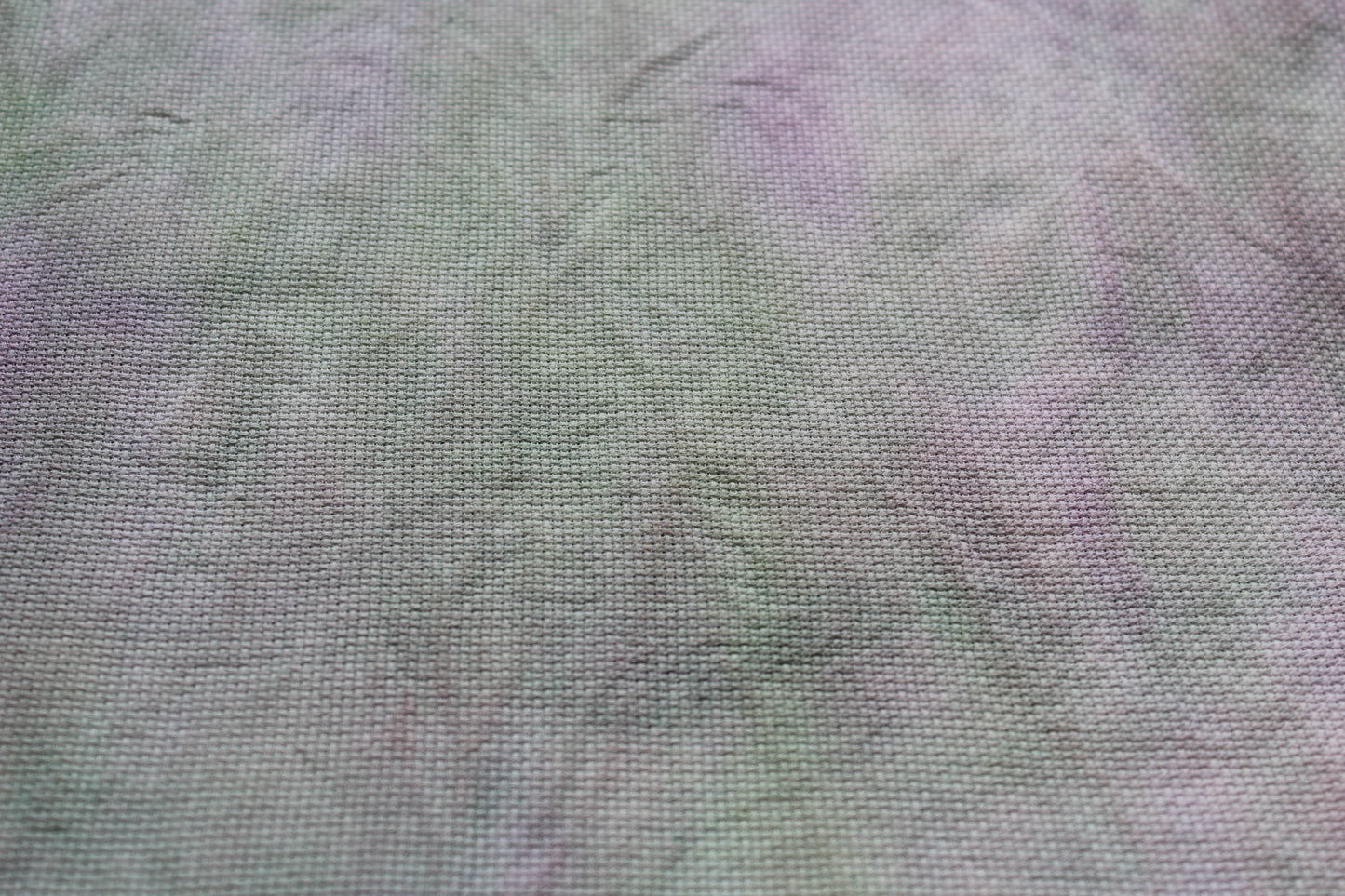 Pastel Space Invader aida