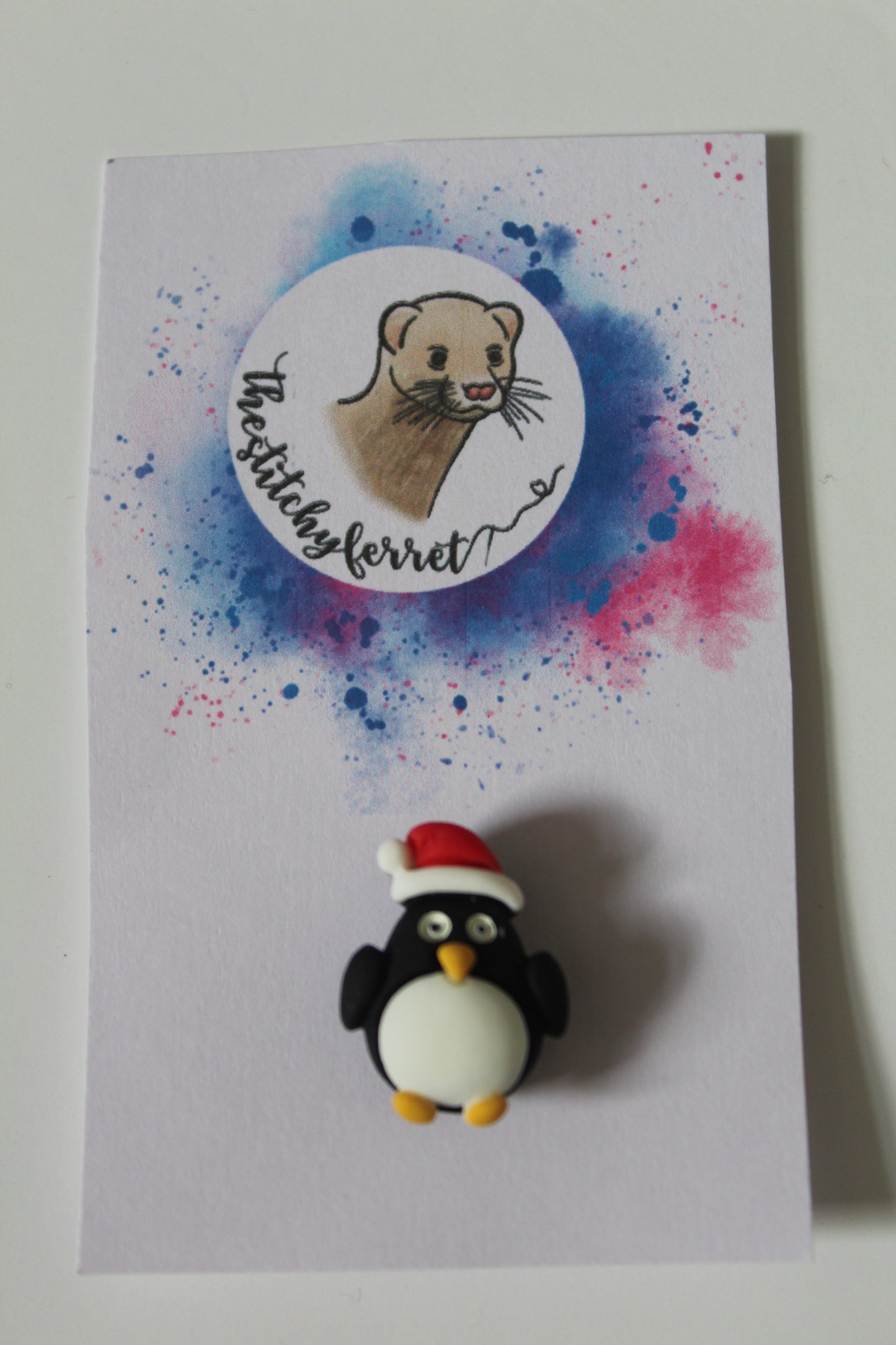 Christmas Hat Penguin Needle Minder