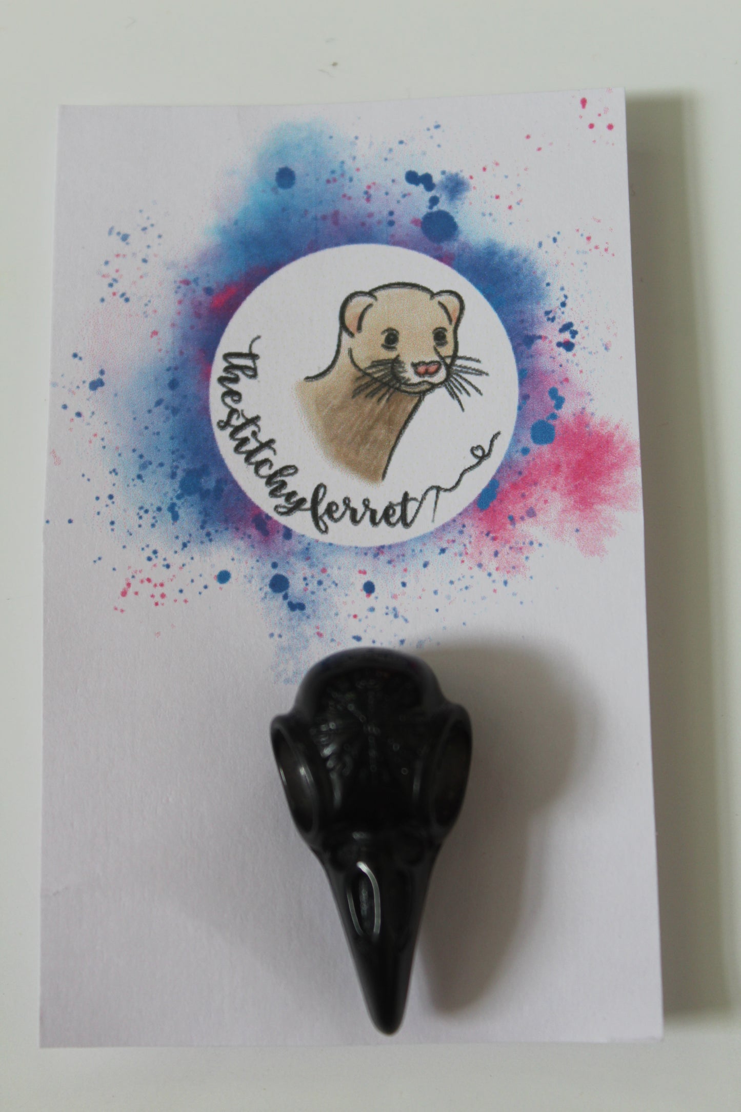 Black Raven Skull Needle Minder