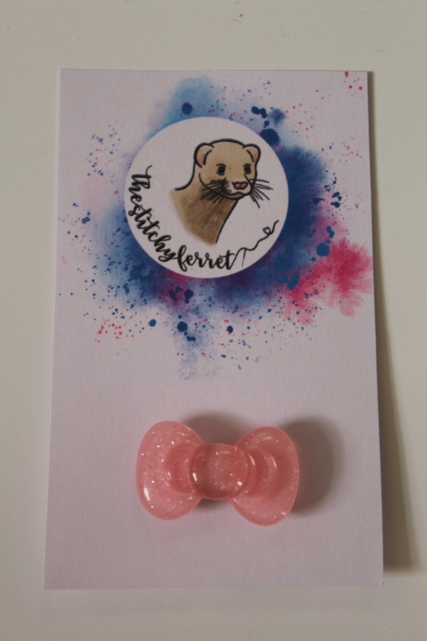 Pink Glitter Bow Needle Minder