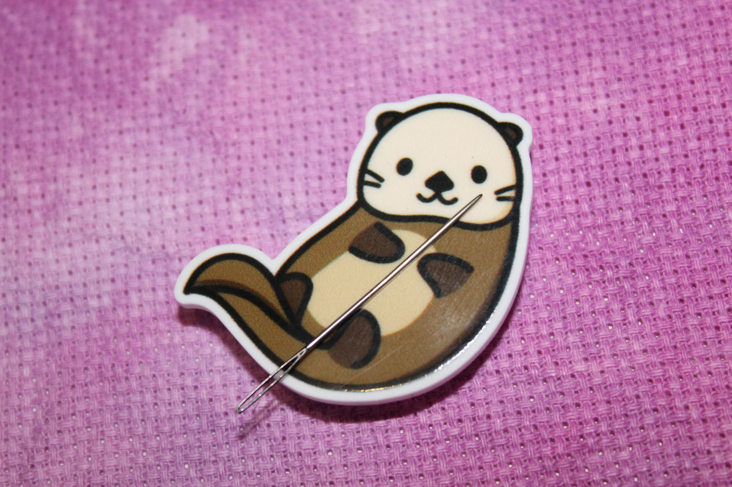 Cute Otter Needle Minder