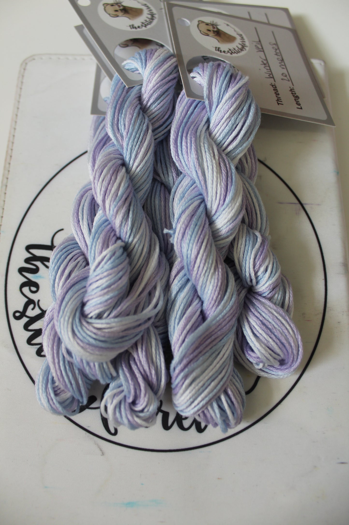Winter Veil 20 metre 6-strand floss
