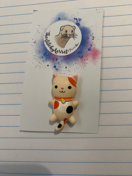Multicolour cat needle minder