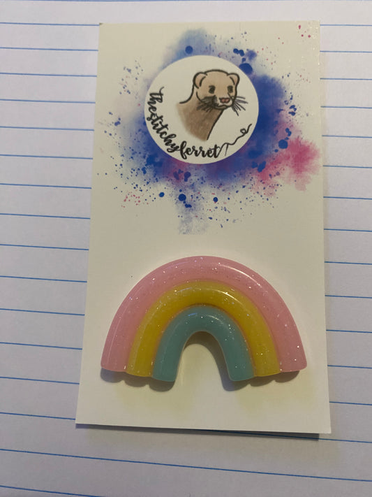 Glitter pink rainbow needle minder