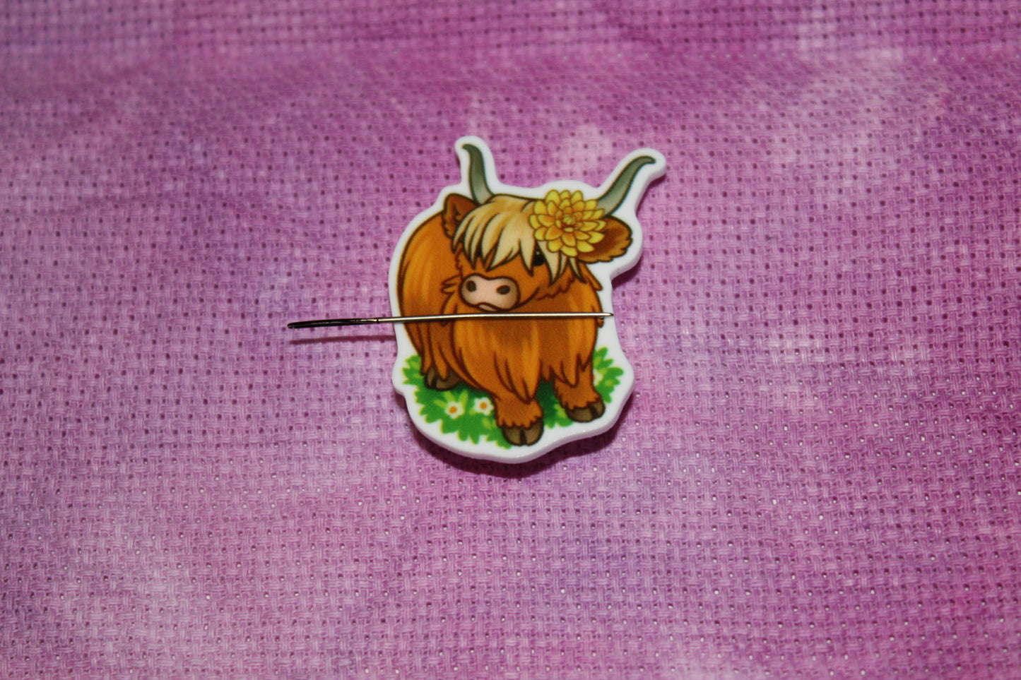 Highland Cow Needle Minder