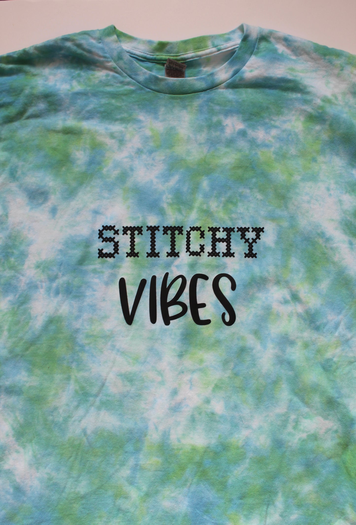 Stitchy Vibes Hand Dyed T-shirt Size 2XL